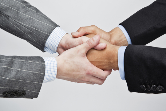 偽名で契約締結をしてしまったイメージ写真